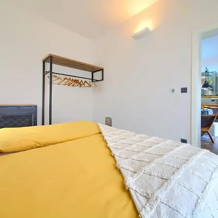 Kucha 26b Vrbnik (Primorje-Gorski Kotar)