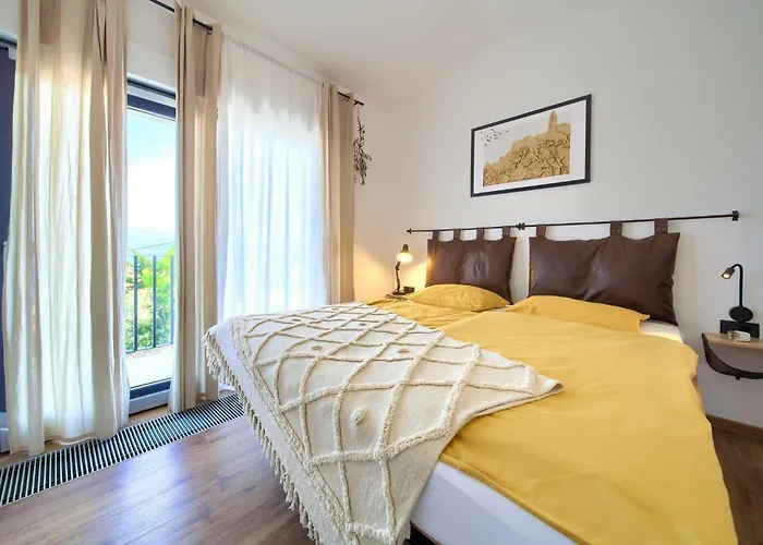 Villa Kucha 26b