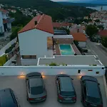 Villa Kucha 26b